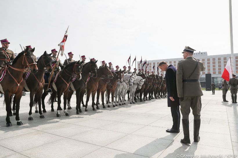 Prezydent Duda ze łzami w oczach. Poruszające słowa do żołnierzy