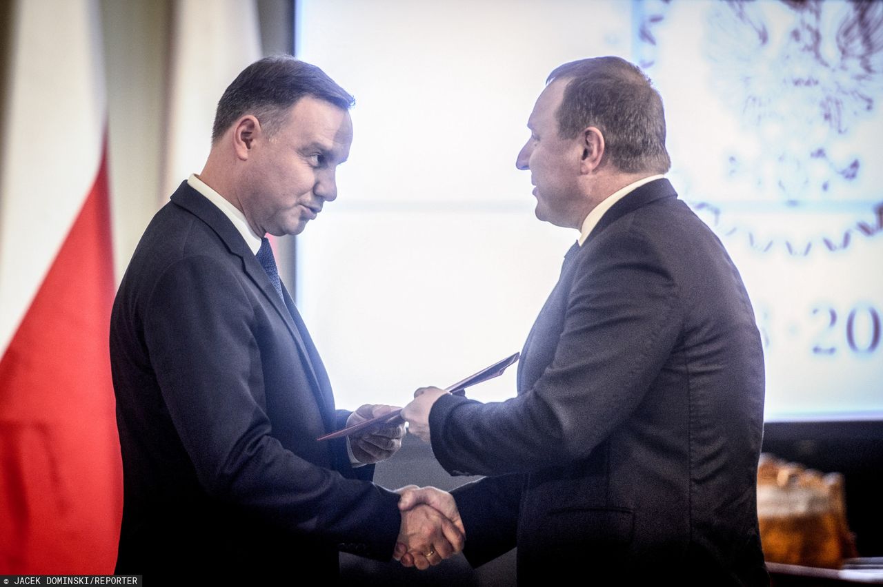 NEWS WP: Andrzej Duda stawia ultimatum szefowi Rady Mediów Narodowych. Chce odejścia Jacka Kurskiego z funkcji prezesa TVP