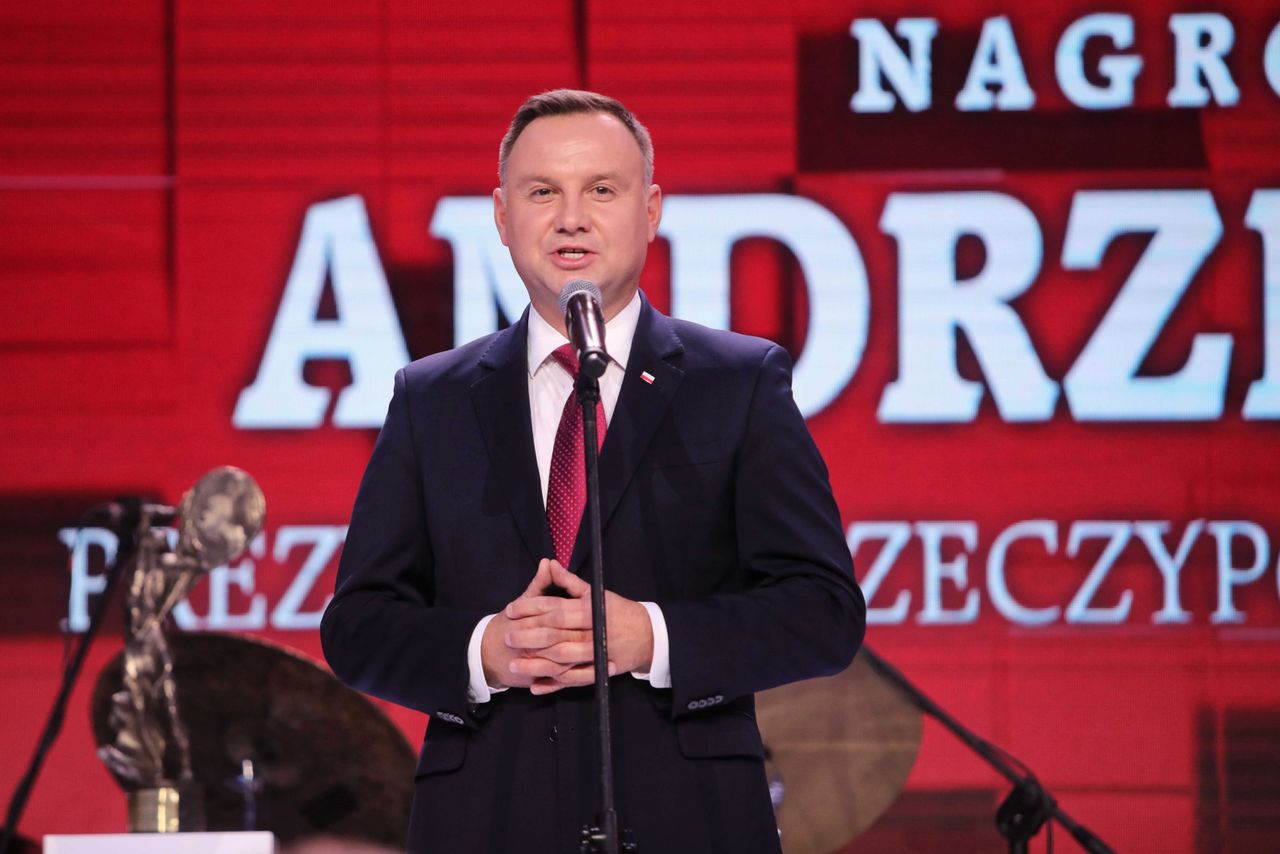 Prezydent Andrzej Duda z Nagrodą Prometejską im. Lecha Kaczyńskiego