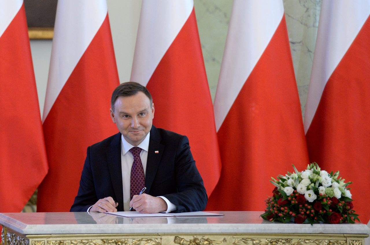 Tak ułaskawia prezydent Andrzej Duda. Na liście zabójca, złodzieje i oszuści