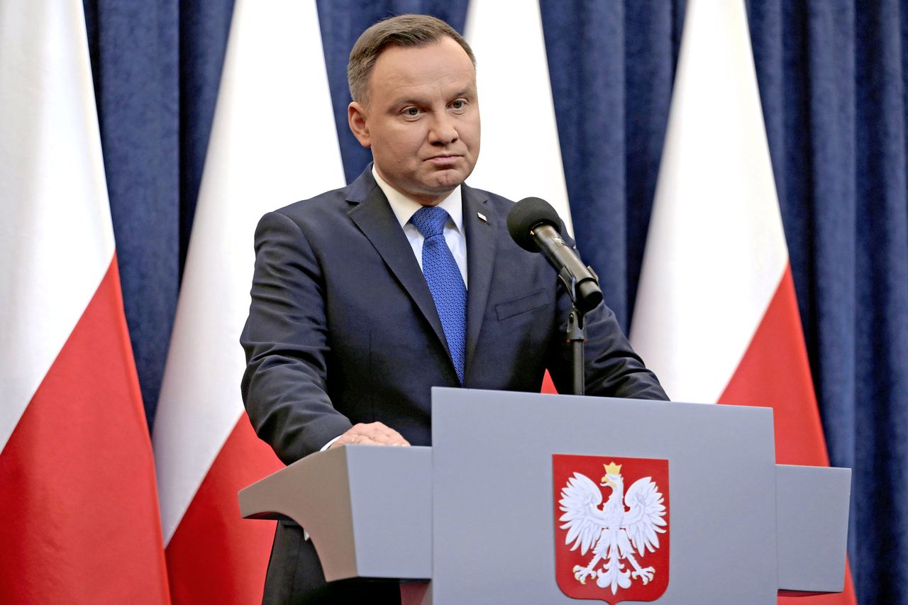 Andrzej Duda liderem sondażu dla WP