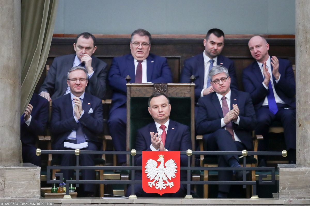 Pierwsze posiedzenie Sejmu i Senatu. Andrzej Duda wygłosi orędzie