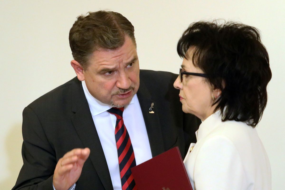 Tarcza antykryzysowa przyjęta przez Sejm. Szef Solidarności nie kryje oburzenia