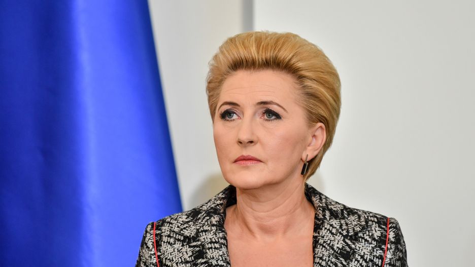 Koronawirus. Wynik pierwszej damy jest negatywny