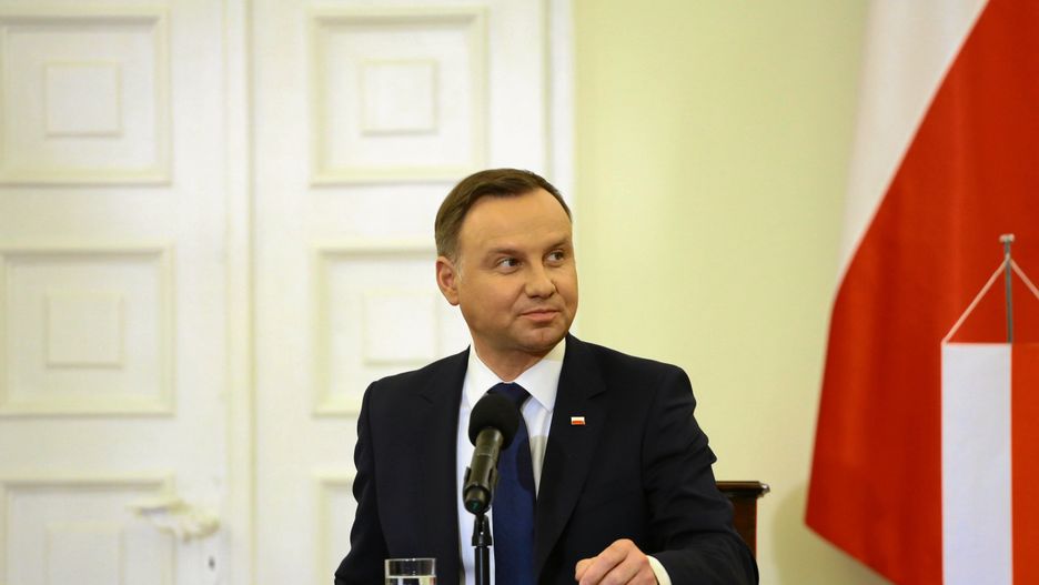 Według CBOS, działalność Andrzeja Dudy pozytywnie ocenia 62 proc. Polaków