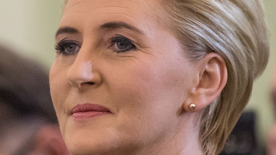 W tej chwili pierwsze damy nie otrzymują pensji za sprawowanie tej funkcji