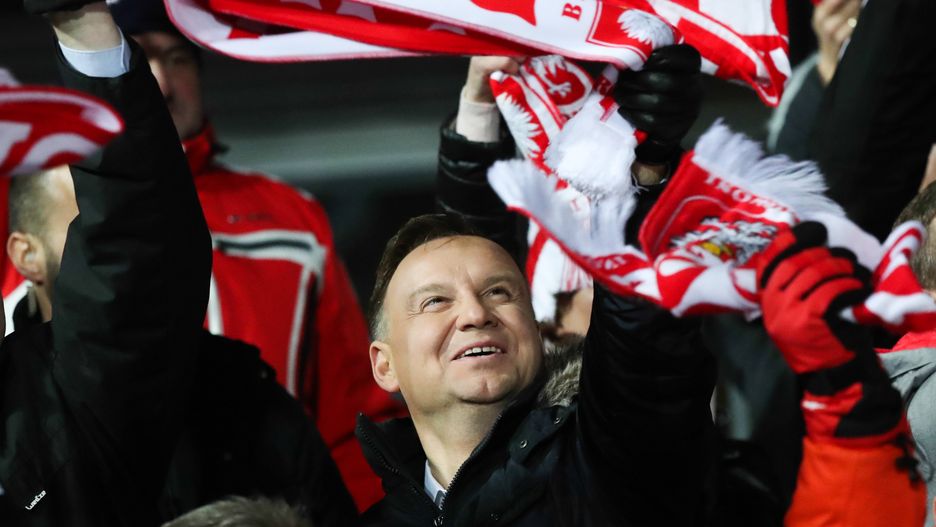 Andrzej Duda liderem sondażu 