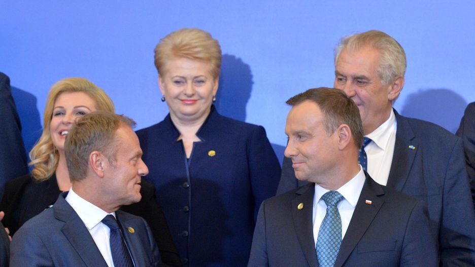 Andrzej Duda i Donald Tusk najlepiej wypadają w rankingach zaufania