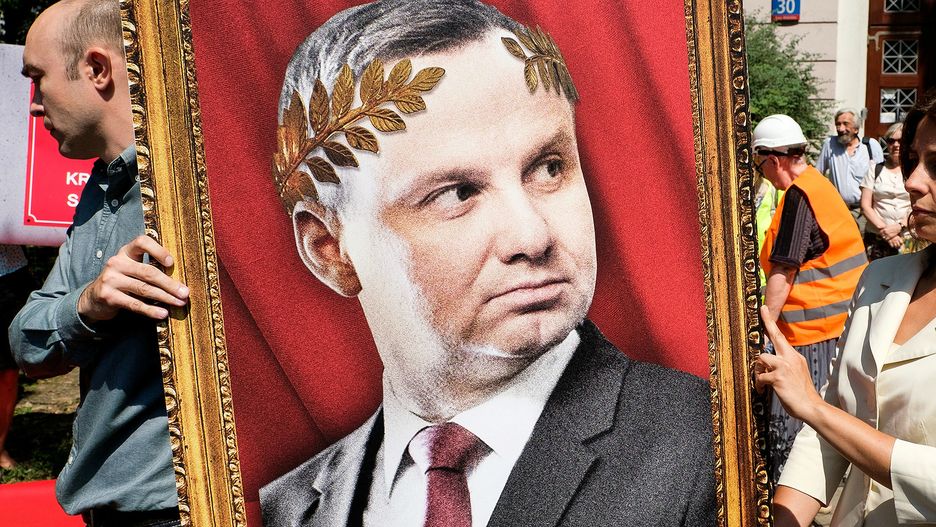 Andrzej Duda boi się walki z PiS