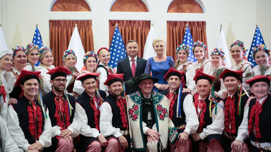 Prezydent Andrzej Duda z małżonką Agatą Kornhauser-Dudą podczas spotkania z przedstawicielami Polonii w Houston