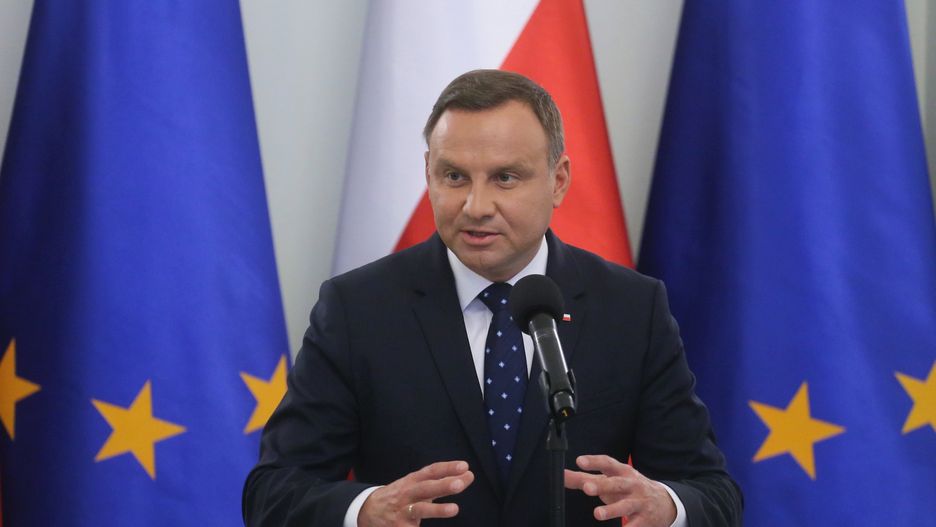 Prezydent Andrzej Duda przypomniał, jak to jest z konstytucyjnością ustaw