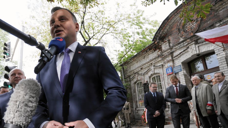 Wypełnianie obowiązków przez Andrzeja Dudę najlepiej oceniają wyborcy PiS