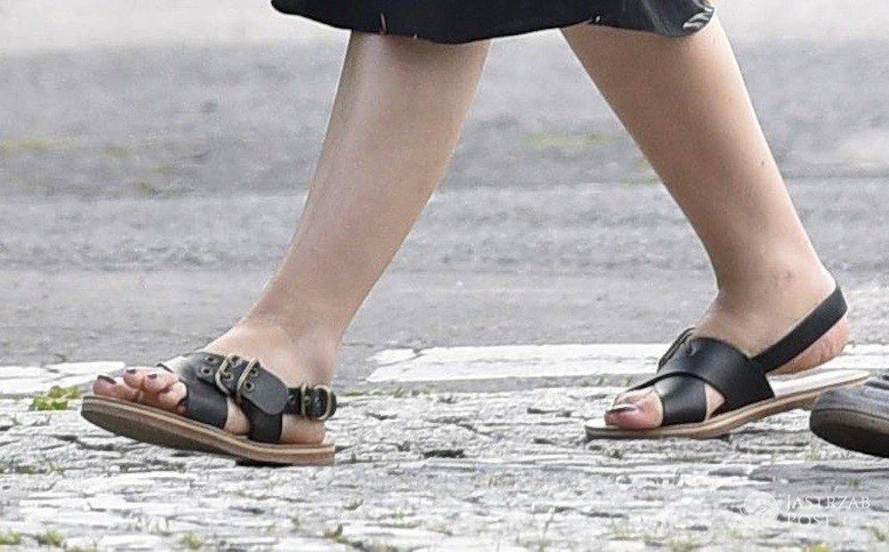 Marta Żmuda Trzebiatowska w płaskich butach