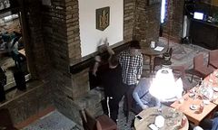 Polski student został wydalony z Ukrainy. Spalił symbol narodowy