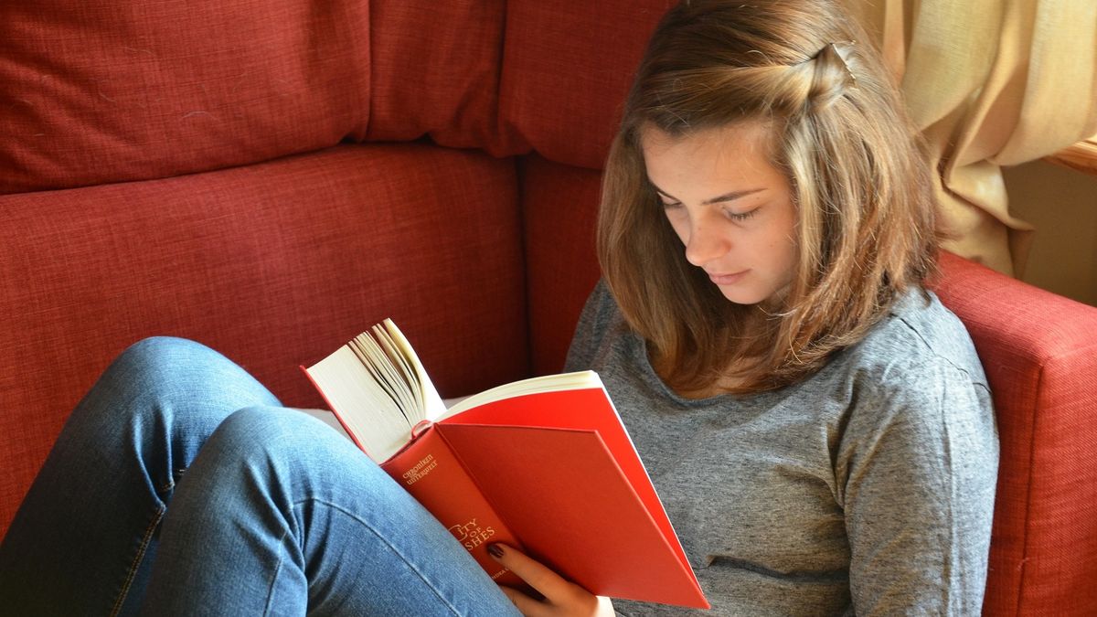 Już w drugiej dekadzie sierpnia Narodowe Centrum Badań i Rozwoju ogłosi nowy konkurs dla wyższych uczelni „Studiujesz? Praktykuj.” W ramach tej inicjatywy uczelnie mogą starać się o dofinansowanie do staży i praktyk dla swoich studentów.