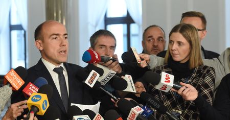 Borys Budka oburzony materiałem "Wiadomości". "Goebbels byłby z Was dumny"