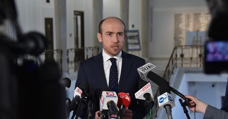 Koronawirus z Chin. Wpadka opozycji w projekcie ustawy ws. koronawirusa