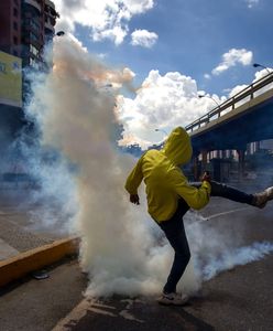Wielka demonstracja w Caracas. Starcia z policją