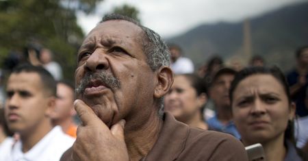 Wenezuela zamyka granice. Prezydent Maduro boi się inwazji