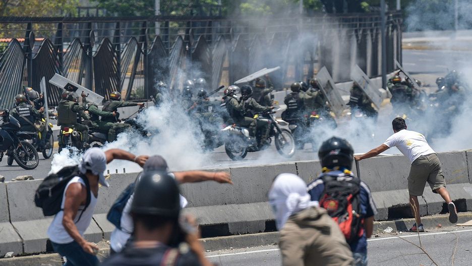 Wenezuela. Trwają starcia w Caracas.