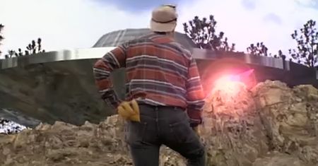 Kanadyjczycy docenili historię spotkania polskiego imigranta z UFO