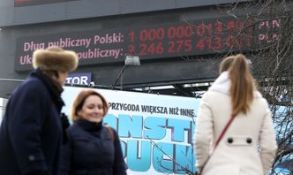 Rząd chwali się deficytem zamiast żałować, że nie ma nadwyżki. A licznik długu ciągle się kręci