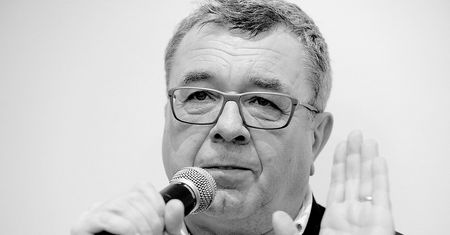 Pogrzeb Grzegorza Miecugowa. Dziennikarz został pochowany na Powązkach