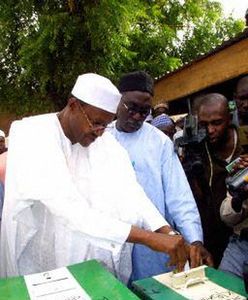 Nigeria: demokracja pod bronią