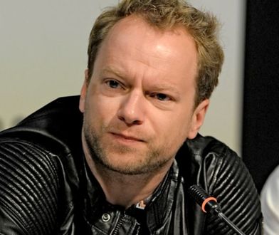 Maciej Stuhr zachęca do protestu, na którym sam nie był i krytykuje PiS. Oberwało się Kaczyńskiemu i Macierewiczowi