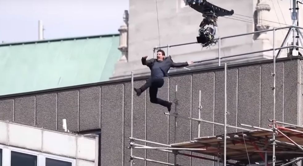 Tom Cruise miał wypadek na planie "Mission Impossible 6". To musiało boleć!