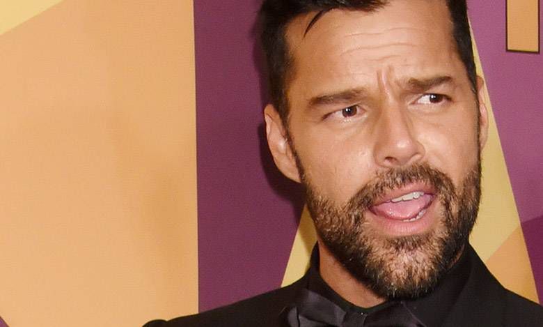 Ricky Martin został ojcem w ostatnich minutach 2018 roku! Pokazał urocze zdjęcie maleństwa!