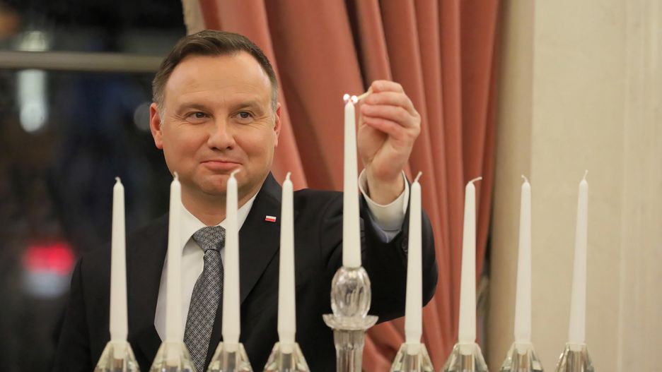 W niedzielę prezydent zapalił w Pałacu Prezydenckim świece chanukowe