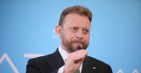 Co z odwiedzinami w Wielkanoc? Minister Zdrowia zabrał głos w sprawie zakazu poruszania się