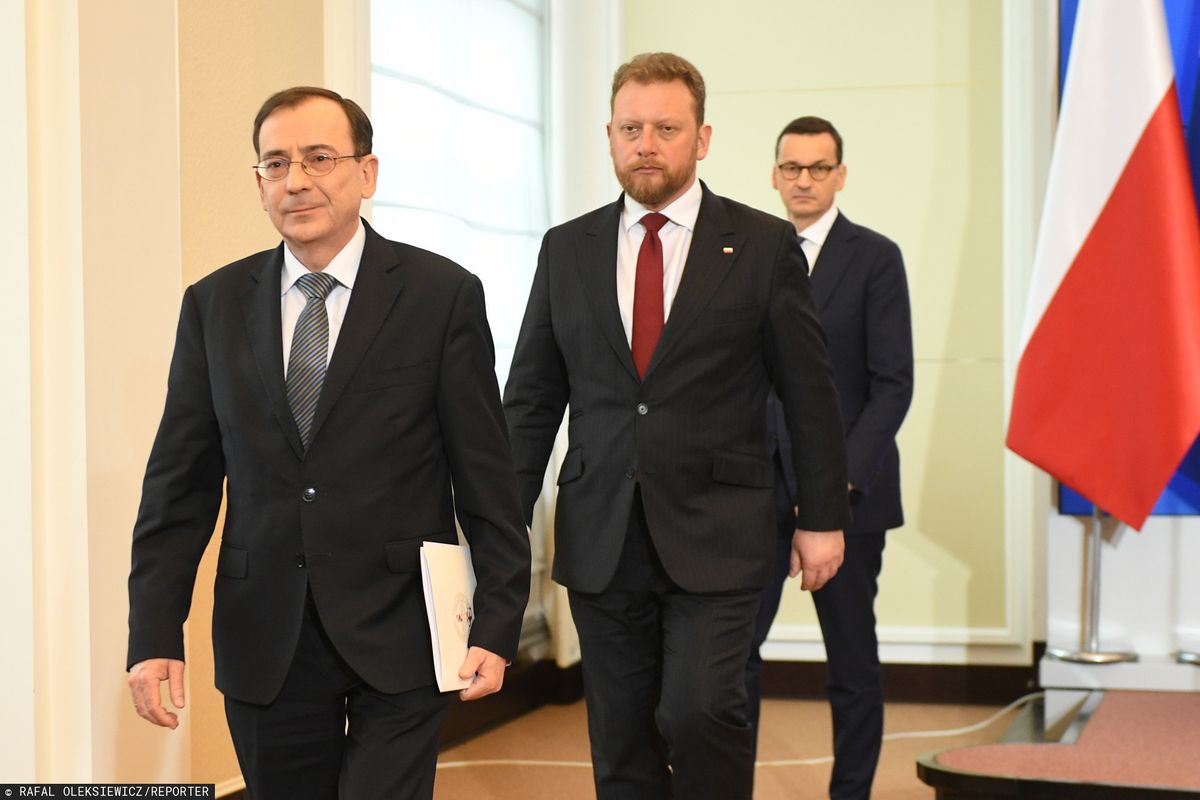 Konferencja Morawieckiego i ministrów: Szumowskiego, Kamińskiego, Gowina oraz Piontkowskiego