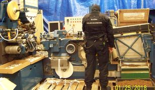 Zlikwidowali fabrykę i magazyn nielegalnych papierosów. Straty Skarbu Państwa idą w miliony