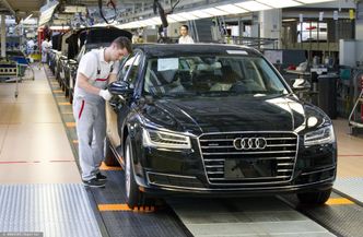 Niemiecki przemysł tnie produkcję. Ekonomiści zawiedzeni