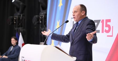 Konwencja Kukiz'15. Walka z establishmentem i "małżeństwem Macrona z Merkel"