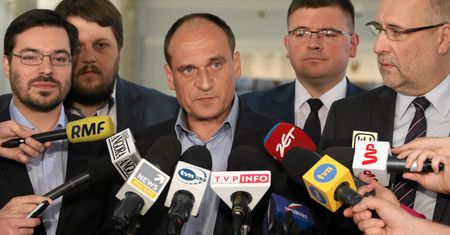 Paweł Kukiz docina Andrzejowi Dudzie ws. referendum. Składa kontrpropozycję