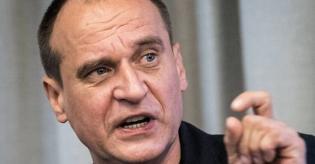 Kukiz chce postawić Tuska przed Trybunałem Stanu. "Jeżeli ostrzegł syna, a nie ostrzegł obywateli"