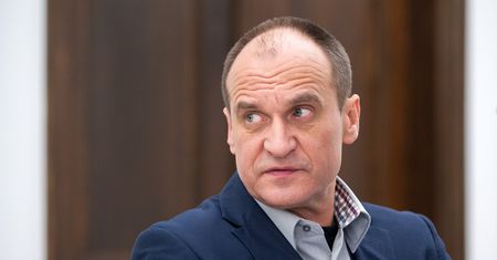 Sondaż. Nowe koalicje, ale i tak wygrywa PiS