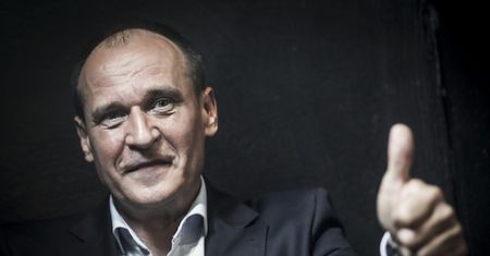 Paweł Kukiz zdradza: "Nie wchodzę do PSL. Korzystam z ich list"