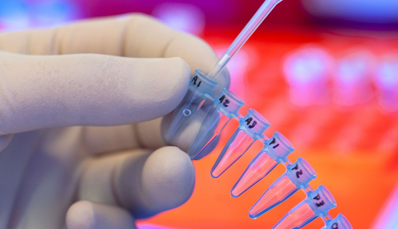 Za powstaniem rewolucyjnego leku stoi Polak. Niewielu o tym wie