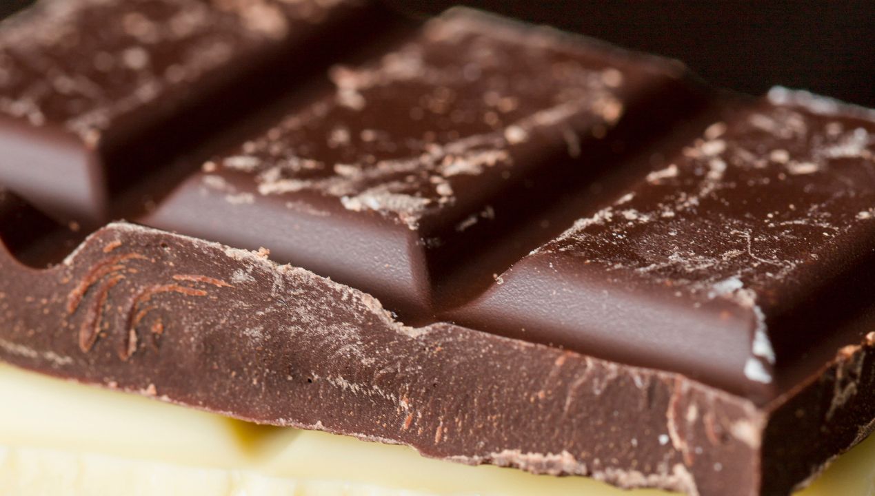Co oznacza biały nalot na czekoladzie? Wyjaśniamy! Fot. Freepik