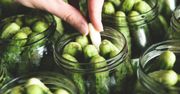 Najgorsza możliwa metoda kiszenia ogórków. Może nam poważnie zaszkodzić