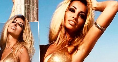 Jola Rutowicz pręży się w złotym bikini na boskiej plaży w Tulum. Wiedzieliście, że ma takie piękne ciało?