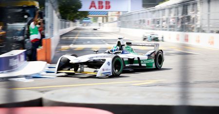 Bolid Formuły E po raz pierwszy w Polsce. Koncern ABB zaprezentuje go na Impact mobility rEVolution'18