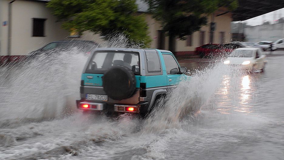 Pawłowice i inne miejscowości na Śląsku nawiedziły gwałtowne ulewy (zdjęcie ilustracyjne)
