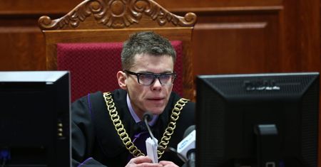 Sędzia Tuleya zwrócił się z pytaniem do TSUE, proces został zawieszony. Kim są oskarżeni?