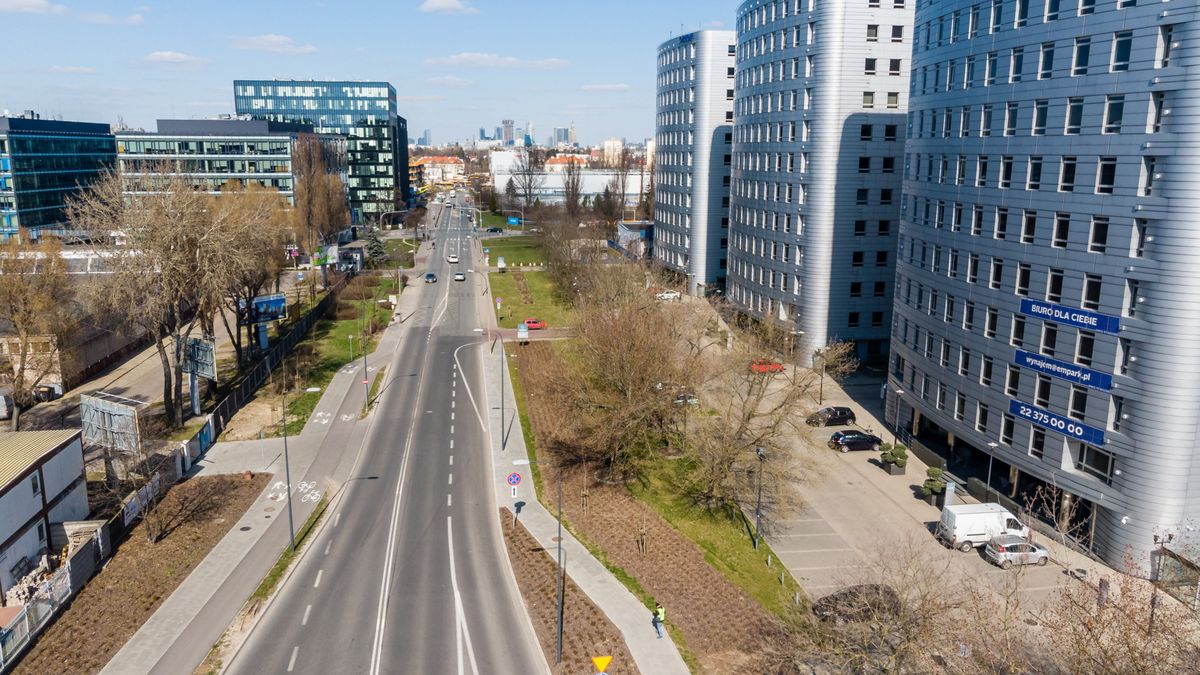 Od ponad tygodnia tak właśnie wyglądają ulice polskich miast. Nie wiadomo, kiedy to się zmieni
