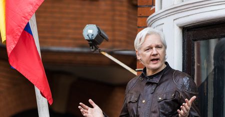 Założyciel WikiLeaks Julian Assange stracił azyl, został aresztowany w Londynie